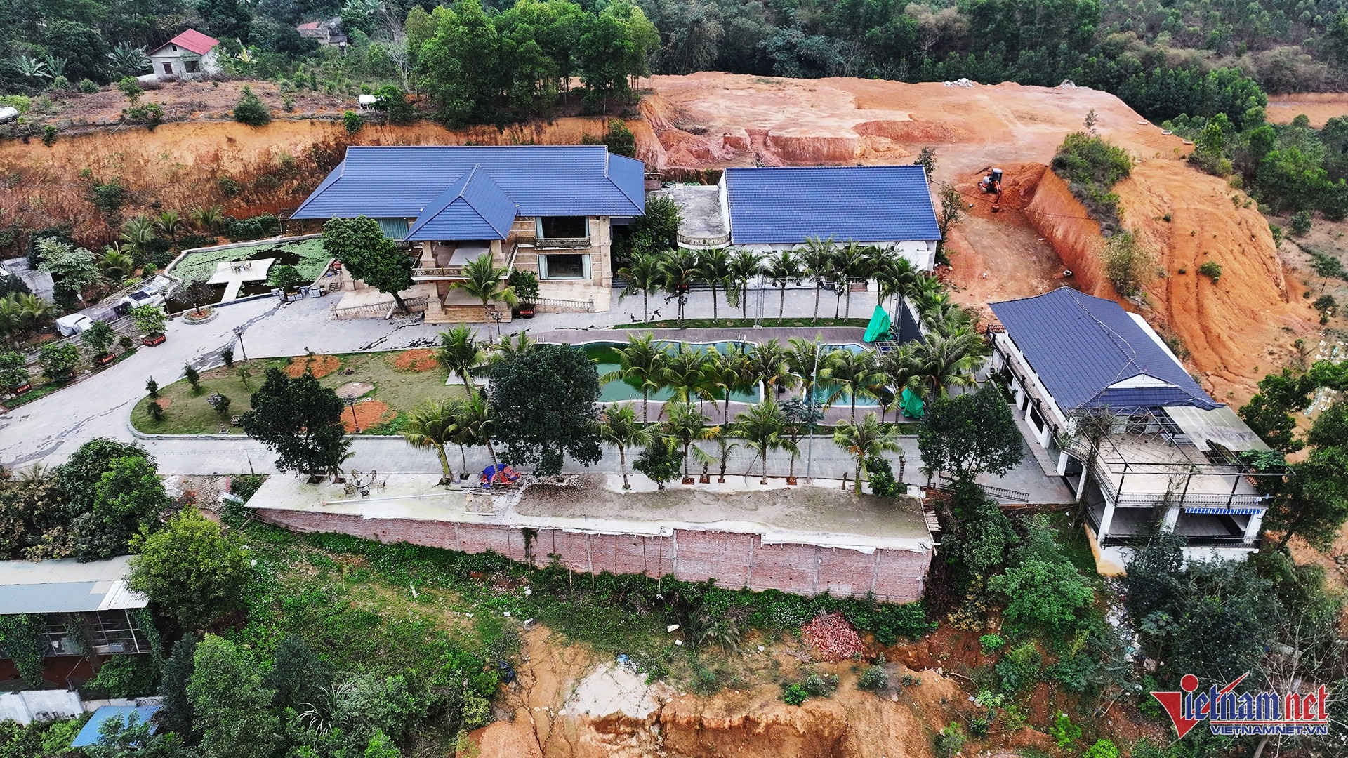 Giang ho Tuan trang,  Dung nghi Ngoc Anh,  Nguyen Van Tuan,  CLB Martin Club,  Martin Club anh 2