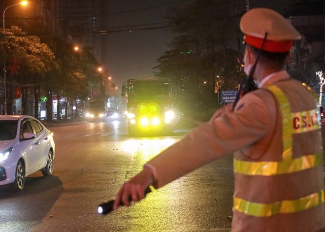 Mu tam thoi,  Tai xe khac anh 3