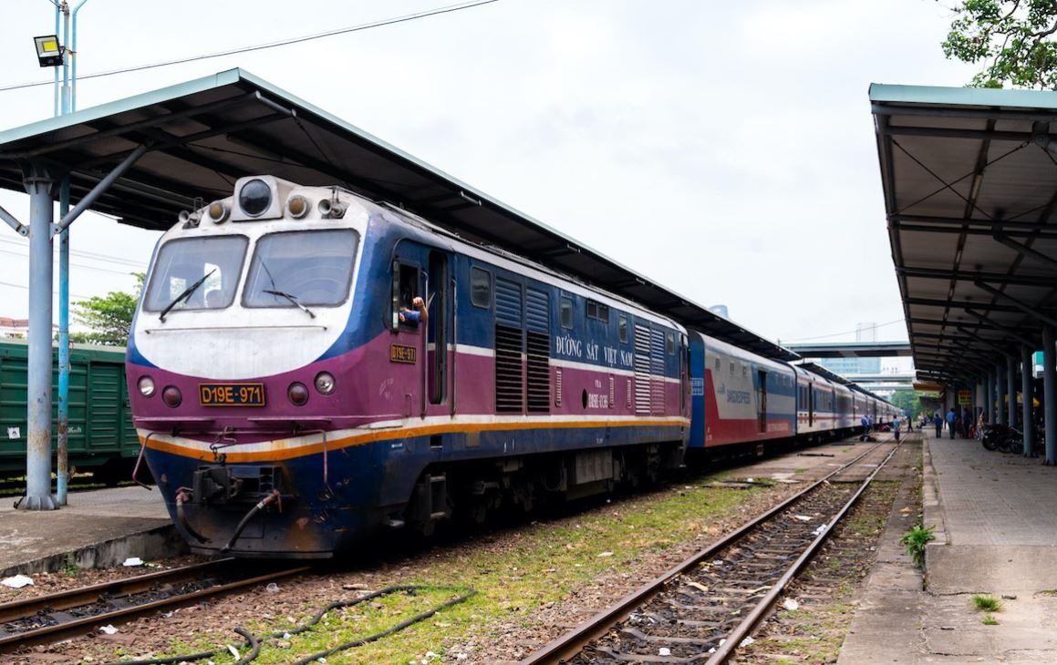 De xuat duong sat toc do cao Bac - Nam den TP Can Tho dai 174 km hinh anh