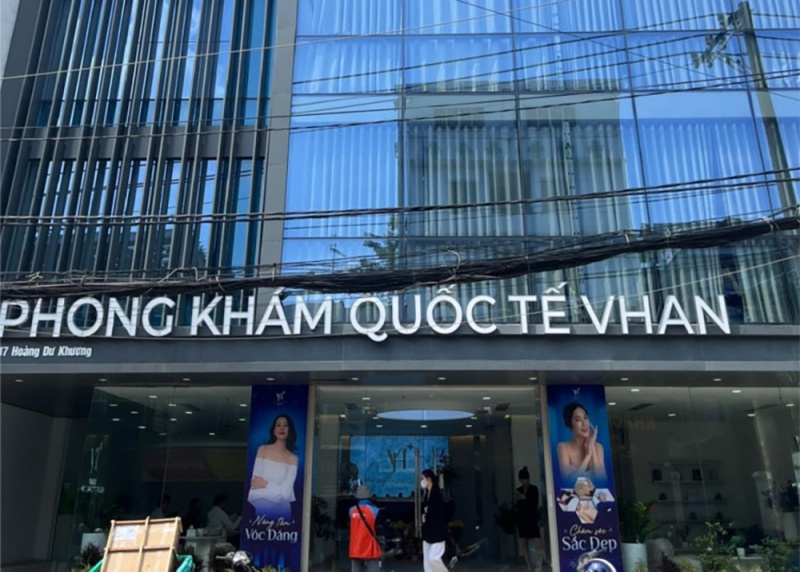 Chuyen ho so hang loat co so lam dep vi pham sang Cong an de xu ly hinh anh