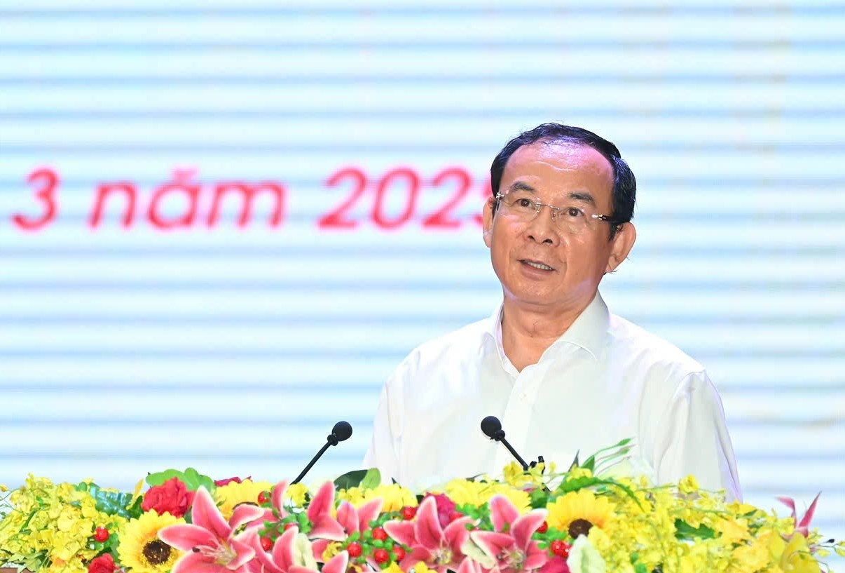 Bi thu Thanh uy TP.HCM anh 2