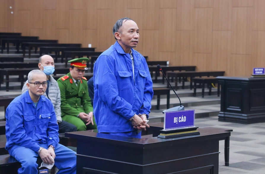 Nhan tien cua Cong ty AIC, cuu giam doc VNCERT khai 'chi cho anh em' hinh anh