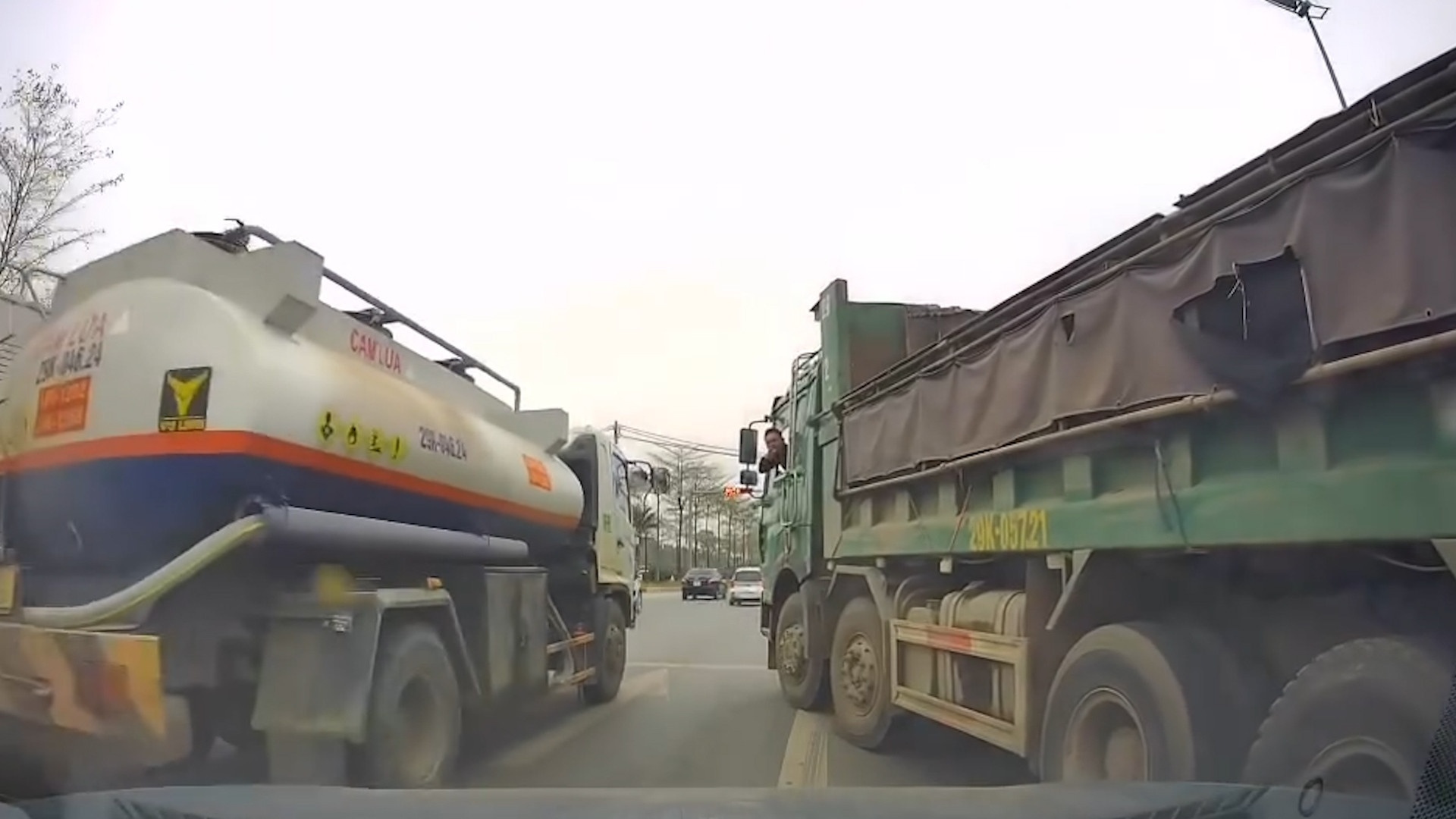 Xe tai ep oto con anh 5