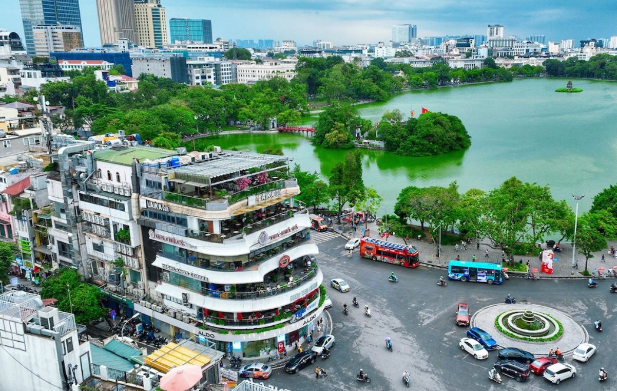 Sau di doi, 12 co quan, 35 ho khu vuc ho Guom duoc bo tri o dau? hinh anh