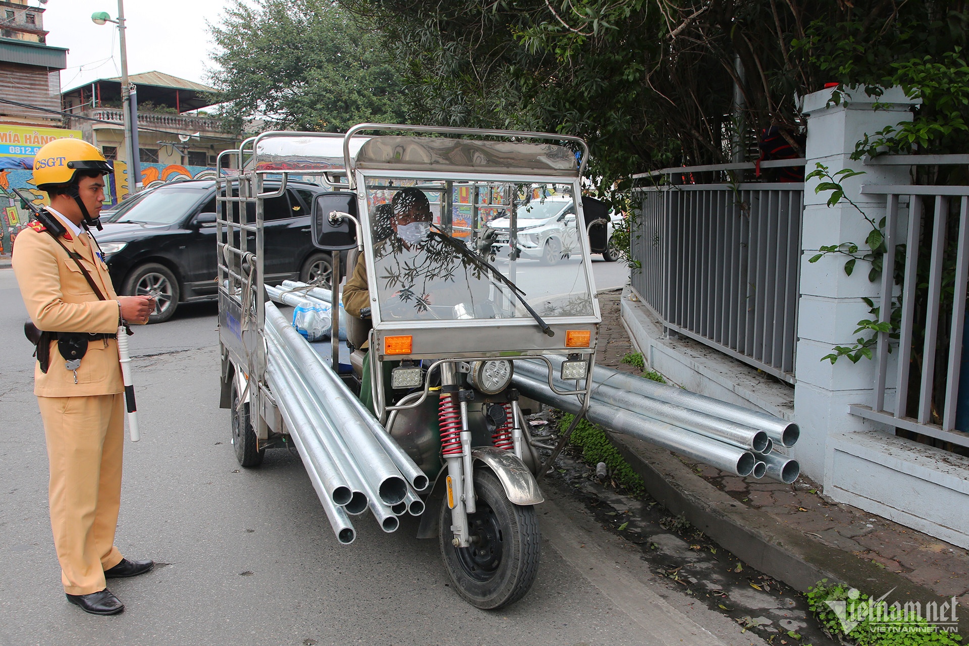 CSGT xu xe 3 banh anh 3