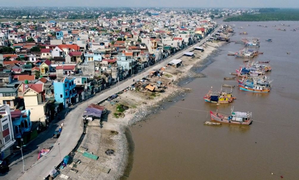 Xa co dien tich nho nhat nhung mat do dan so cao nhat Viet Nam hinh anh