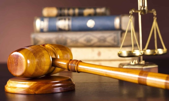 Phat tu 2 vo chong lua dao hon 1.300 nguoi qua chuong trinh giao duc hinh anh