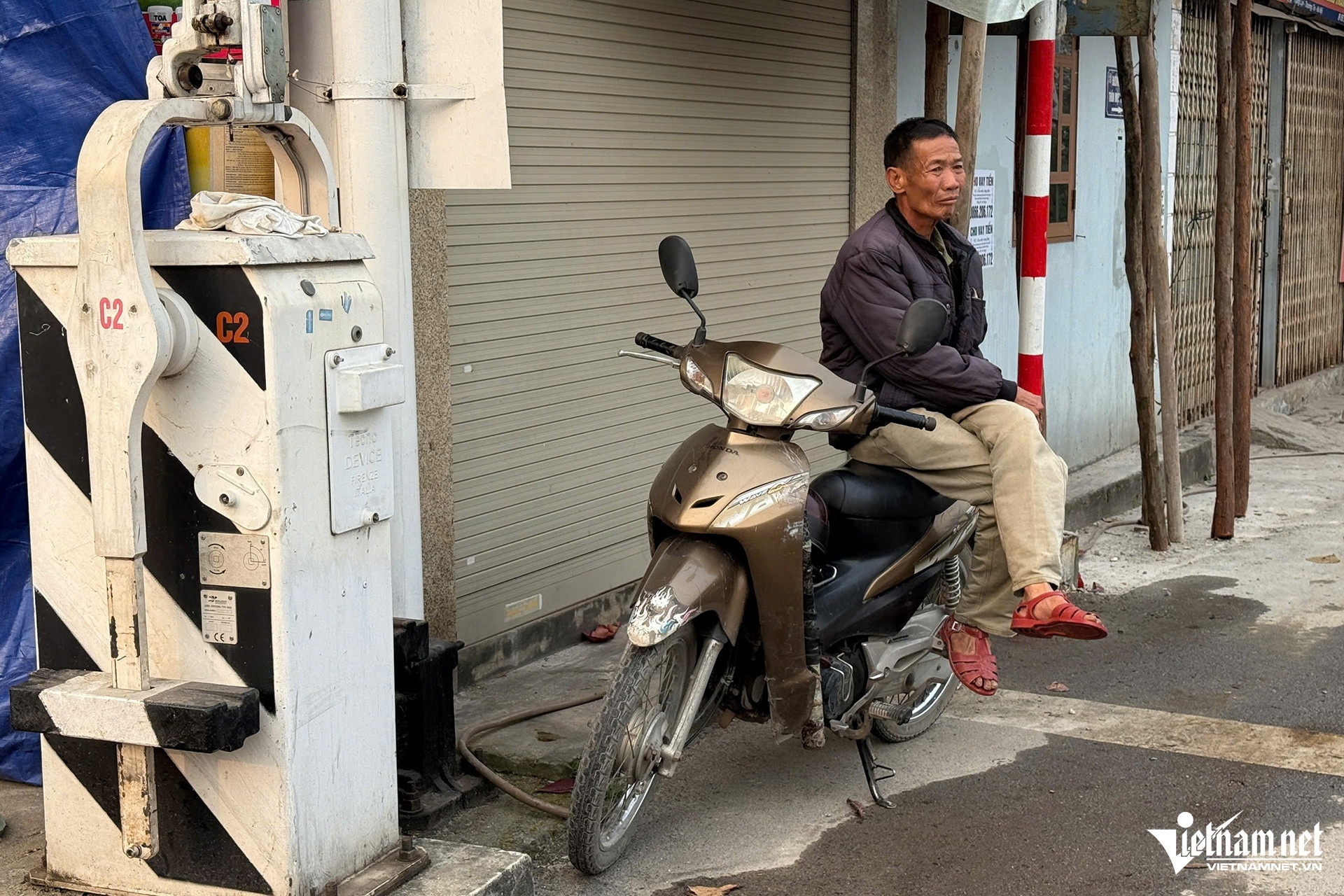 barie Ha Noi mo anh 4