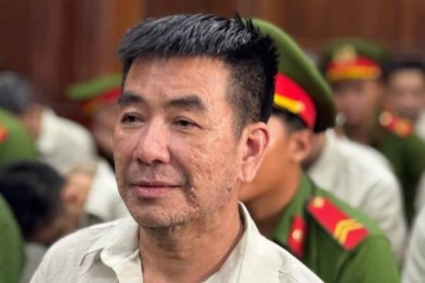 Dai gia 'cat lau' An Giang khai dung tien bat chinh de mua xe Lexus hinh anh