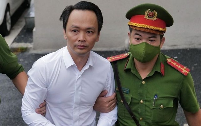 Ly do cuu Chu tich FLC Trinh Van Quyet vang mat o phien toa phuc tham hinh anh