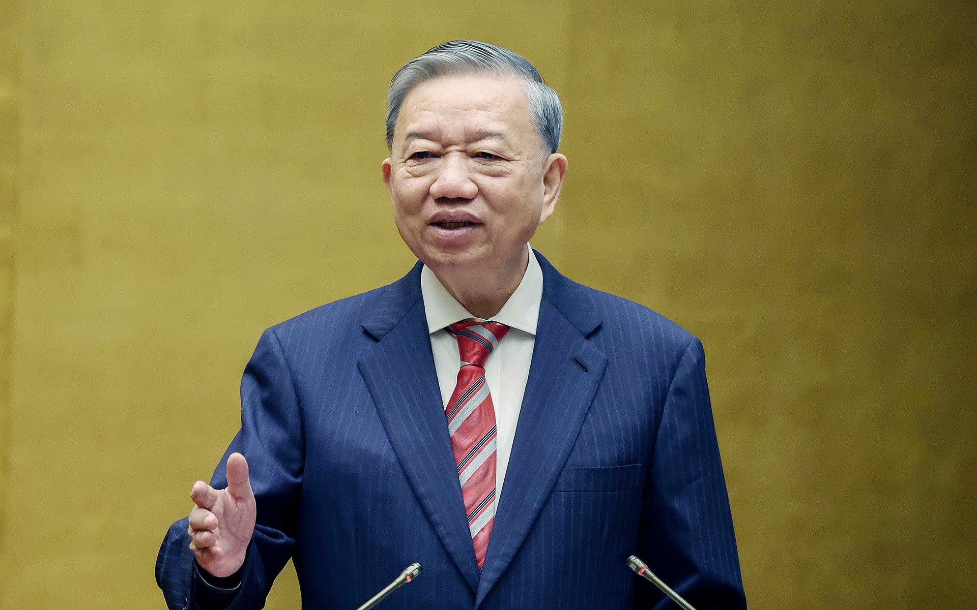 thanh nien Viet Nam anh 1