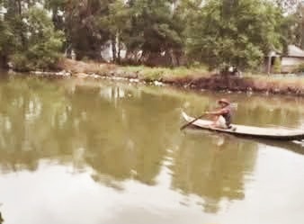 Phat hien thi the nam sinh lop 10 duoi song o Ca Mau hinh anh