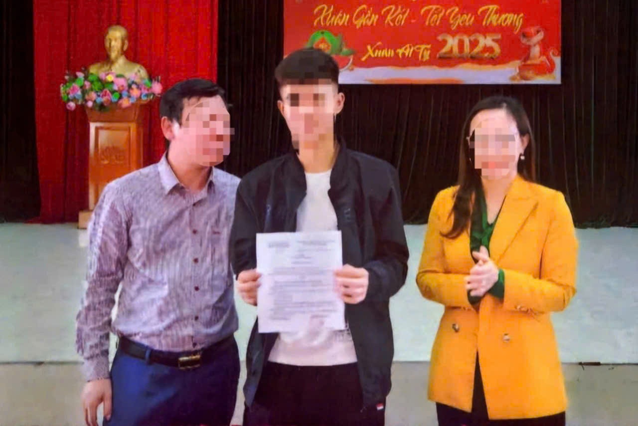 Di du hoc truoc ngay nhap ngu, thanh nien bi phat hon 62 trieu dong hinh anh