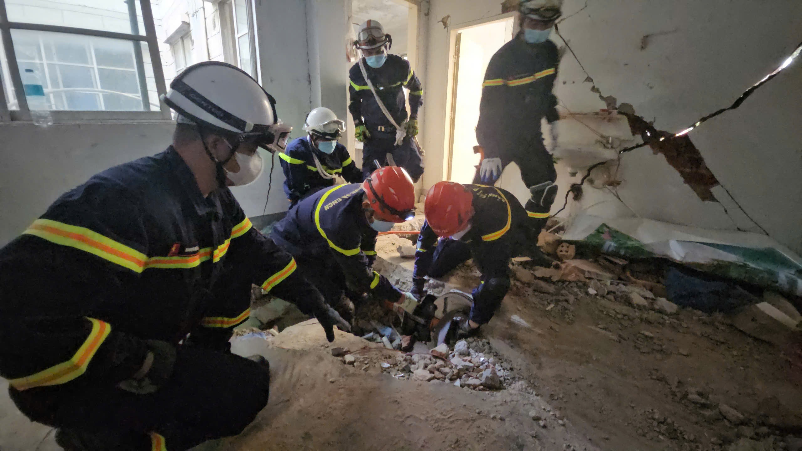 Cuu ho Viet Nam Myanmar anh 1