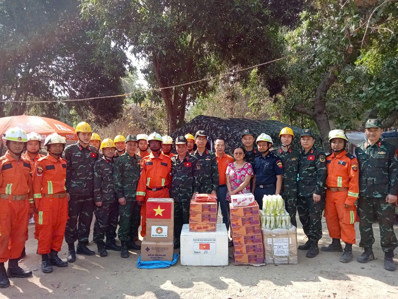 Cuu ho Quoc phong Myanmar anh 6