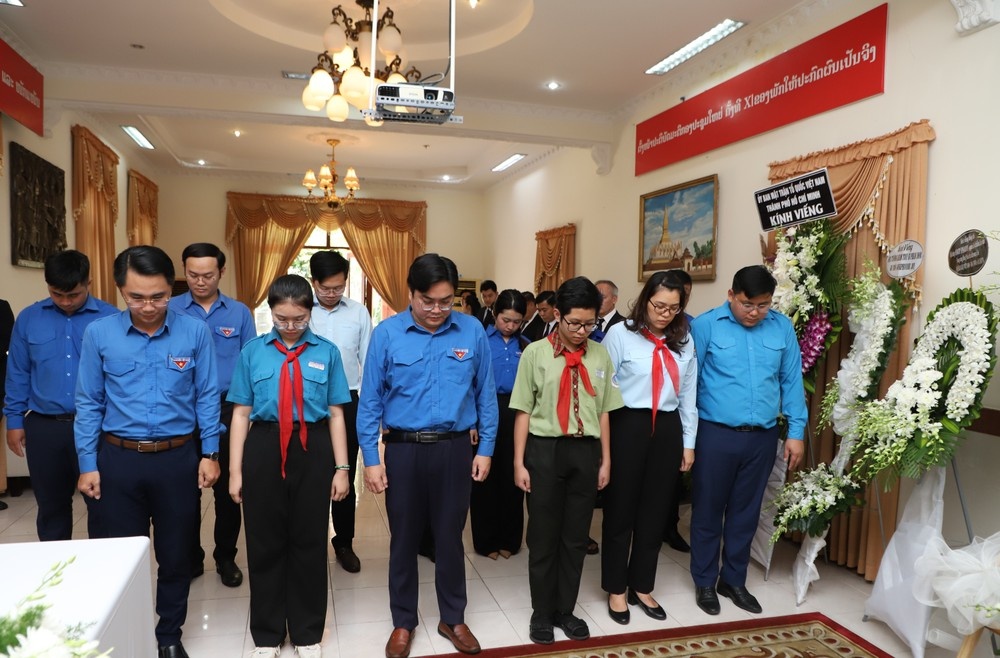 TP.HCM vieng Khamtay Siphandone anh 4