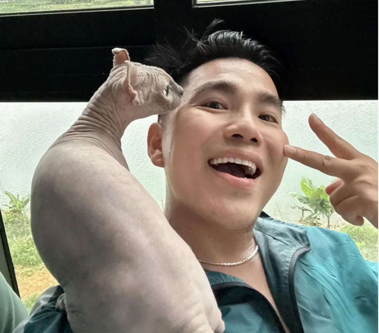 TikToker Duong Duong Duong vua bi bat tam giam la ai? hinh anh