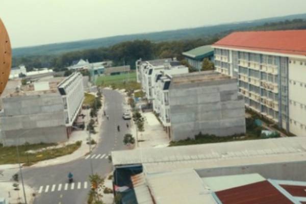 Bat giam doc cong ty bat dong san o Binh Duong hinh anh