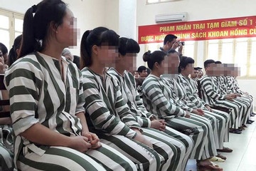 Gan 61.000 pham nhan duoc mien, giam thoi han tu hinh anh