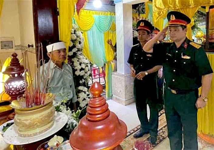 Le Thi Tri qua doi anh 2
