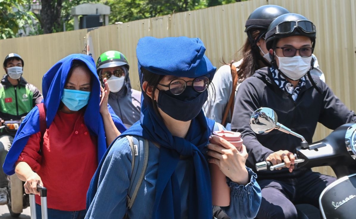 Ngay mai, nang nong manh dau he, mien Trung vuot 39 do hinh anh