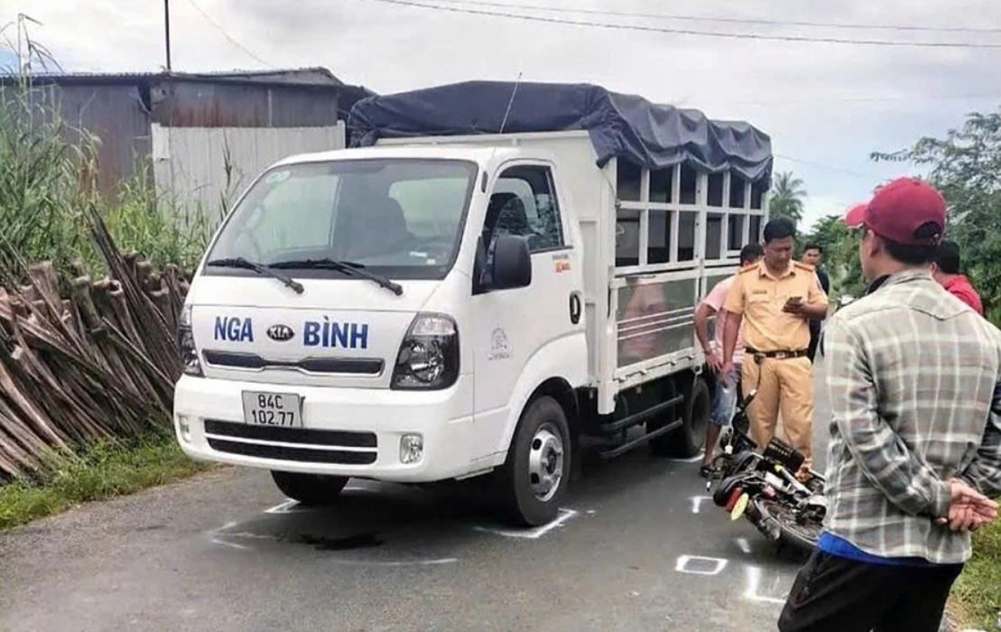 Vu nu sinh tu vong o Vinh Long: Yeu cau xu ly can bo sai pham hinh anh