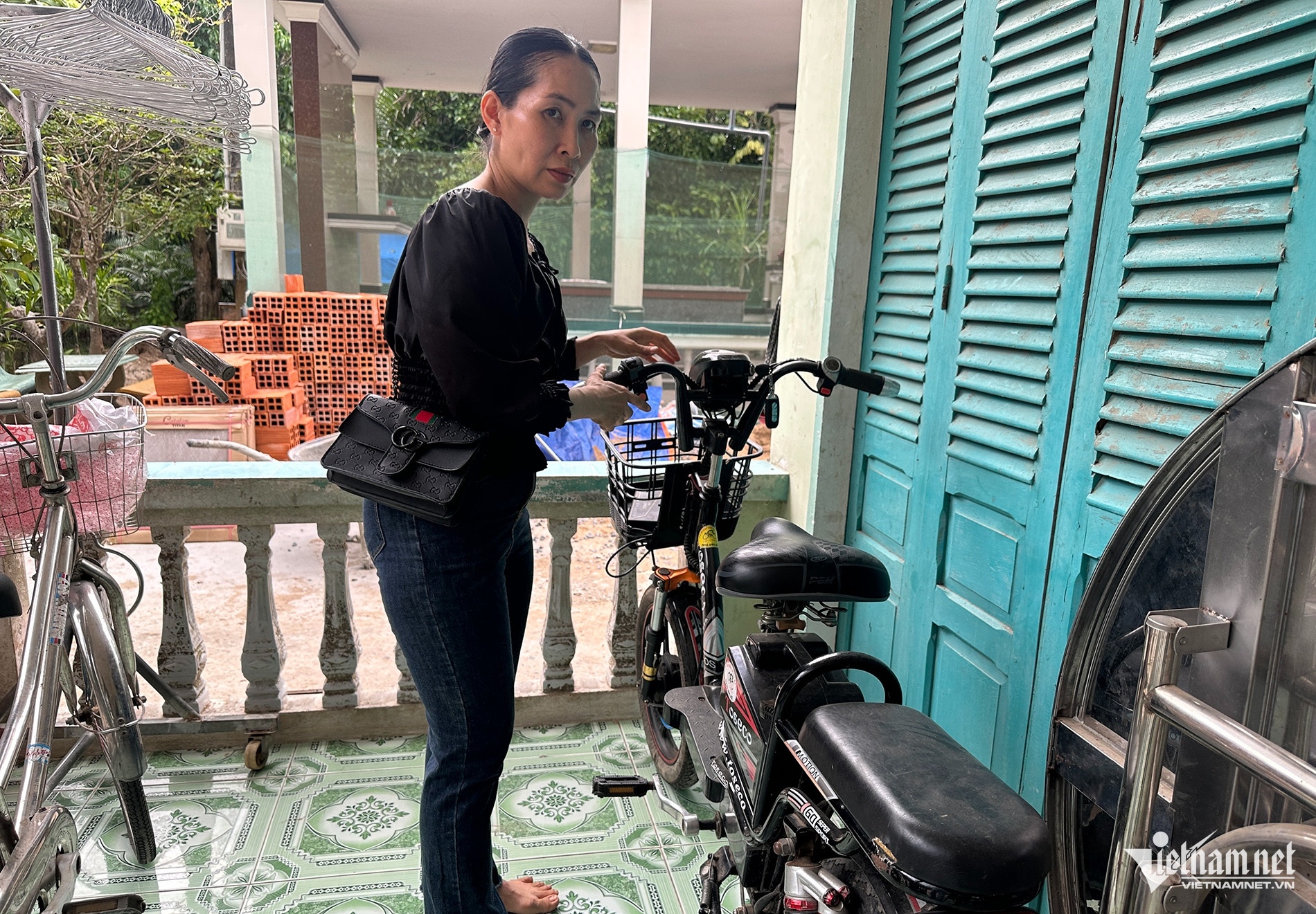 Nu sinh Vinh Long anh 1