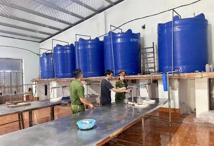 Bao bi nuoc mam,  Vut bo ben duong,  Nuoc mam Thanh Hai,  Nuoc mam Thanh Huong,  Thanh Hoa,  Nuoc mam Phuong Nhi anh 1
