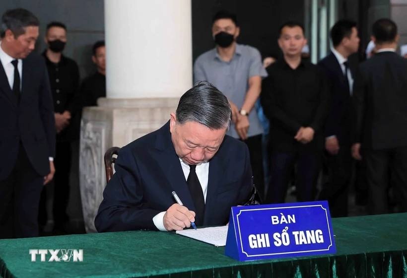 nguyen Chu tich nuoc anh 1