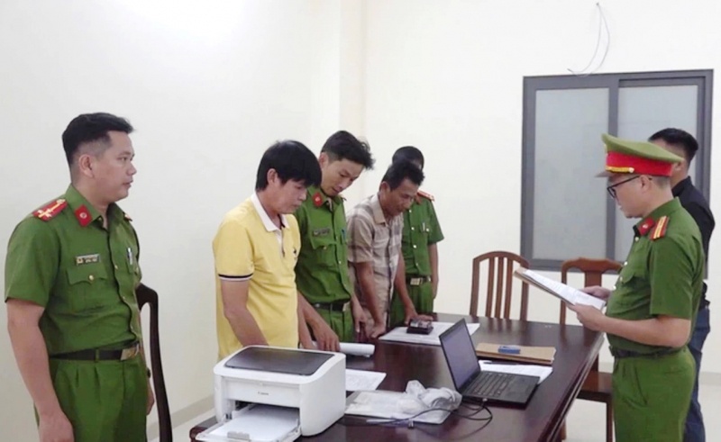 Huan luyen vien,  Bong da,  Khanh Hoa anh 2