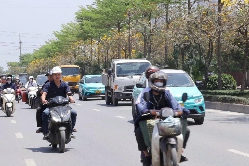 Thoi tiet 2/6: Nang nong gay gat o toan mien Bac, co noi tren 39 do C hinh anh