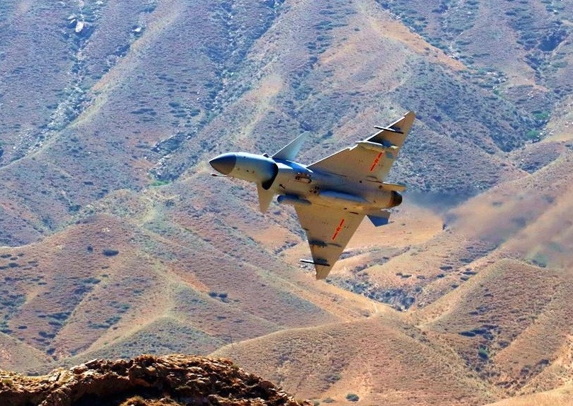 Trung Quoc ngo y ban tiem kich J-10 cho Indonesia hinh anh