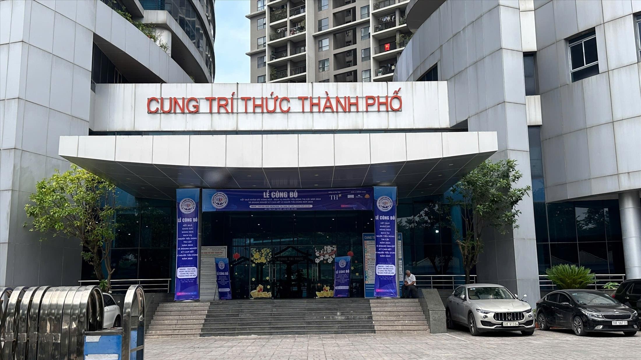 Tru so du Ha Noi anh 1