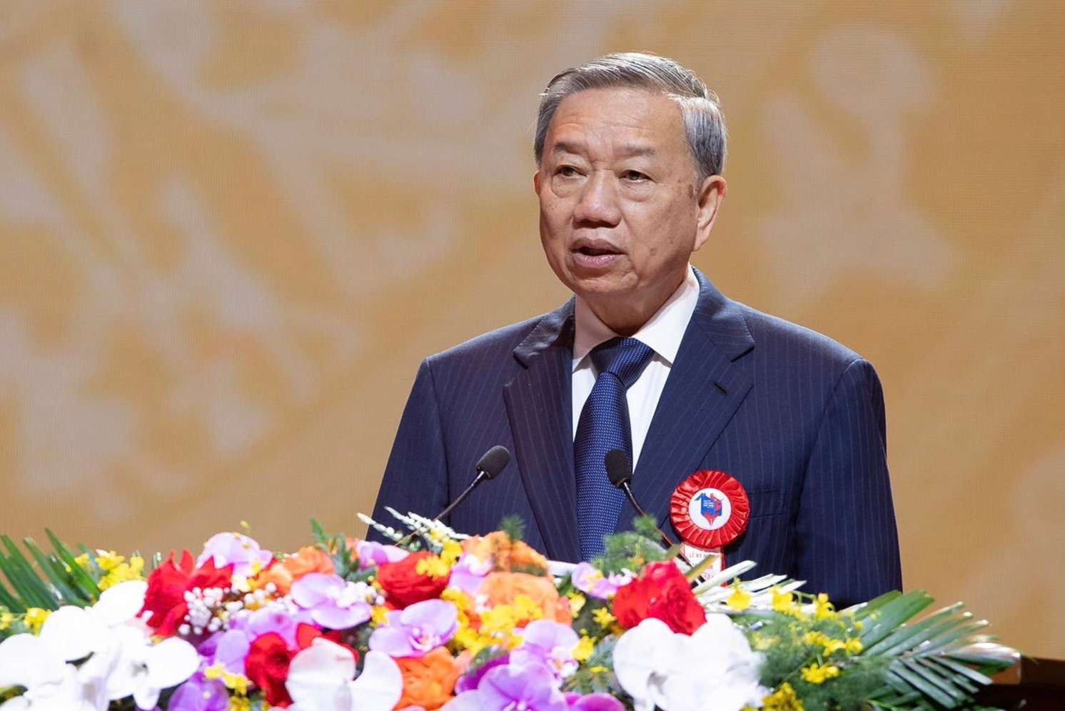 Bao chi kien tao niem tin, gop phan phat trien dat nuoc hinh anh