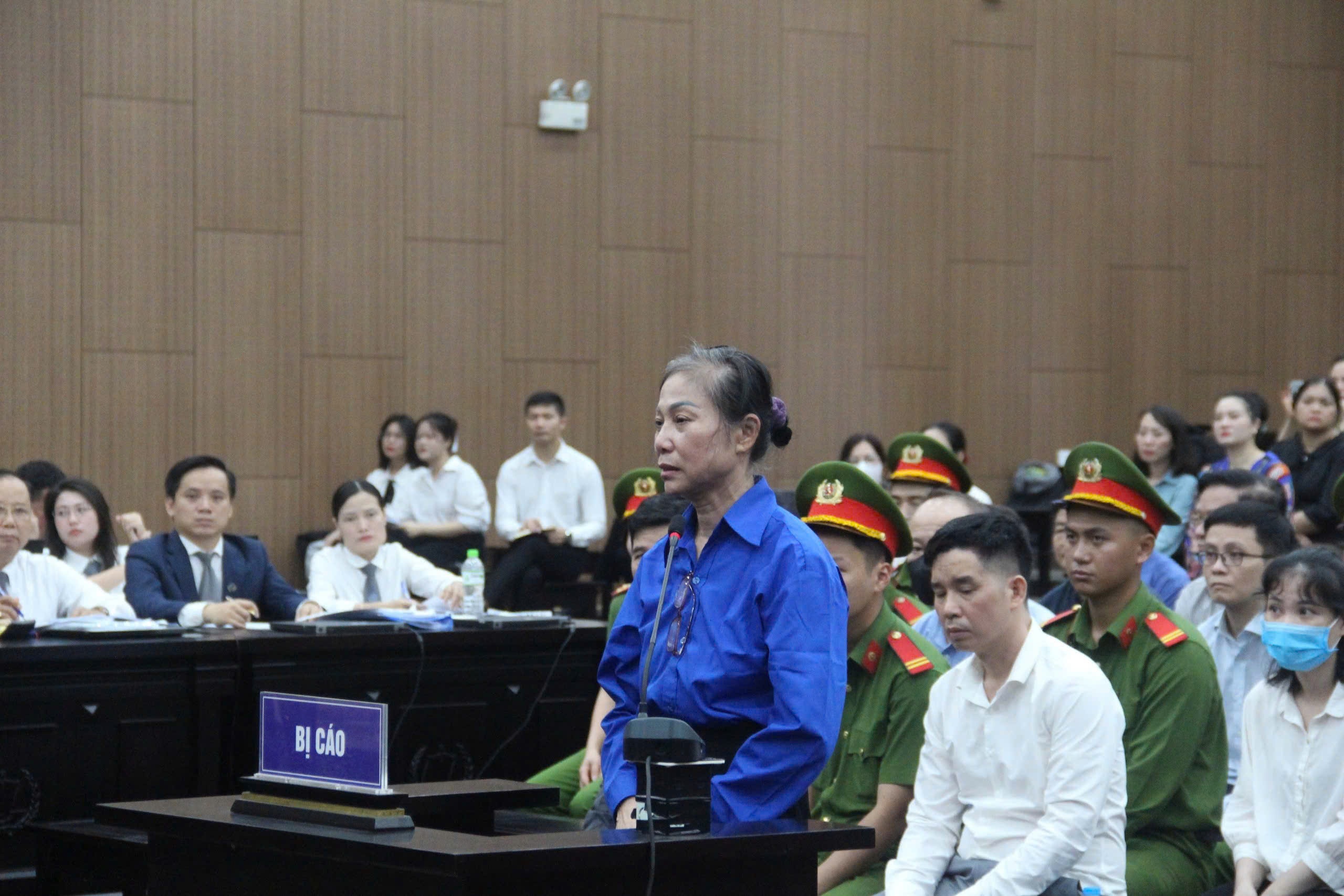 Tap doan Phuc Son,  Nguyen Van Hau anh 7