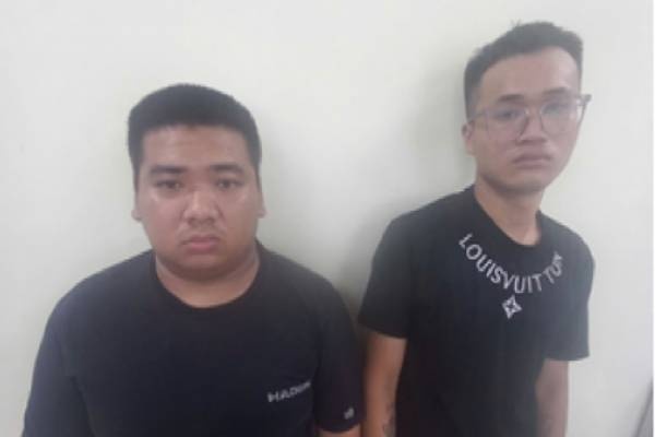 Hai 'dao chich' dot nhap kho trom hon 4 tan hat dieu hinh anh