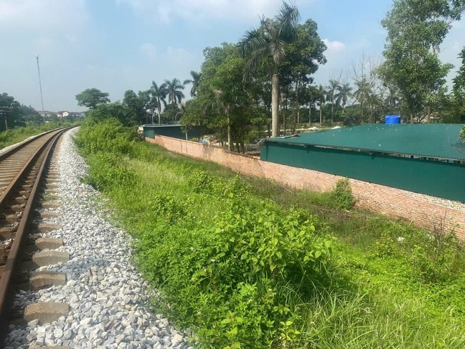 Cong ty Binh Minh,  Doanh nghiep Binh Minh,  Giam doc Binh Minh,  Cong nghe Binh Minh,  Vi pham,  An toan duong sat anh 1