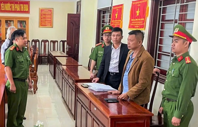 Cong an Lam Dong,  Nguyen Phi Chau,  Nguyen Khac Hung,  To tam,  CSDT,  Cty Nam Ban Silk,  Gdoc Nam Ban Silk,  DN Nam Ban Silk,  NV Nam Ban Silk anh 2