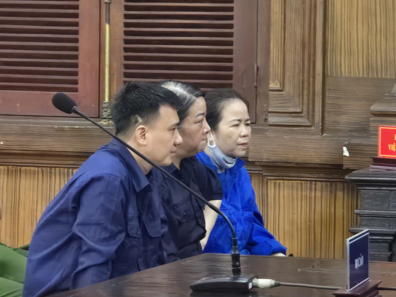 Cty Phat An Gia,  Hoang Manh Cuong,  Ngo Duc Thu,  Khu dan Truong Luu,  Hoang Thi Hong anh 1