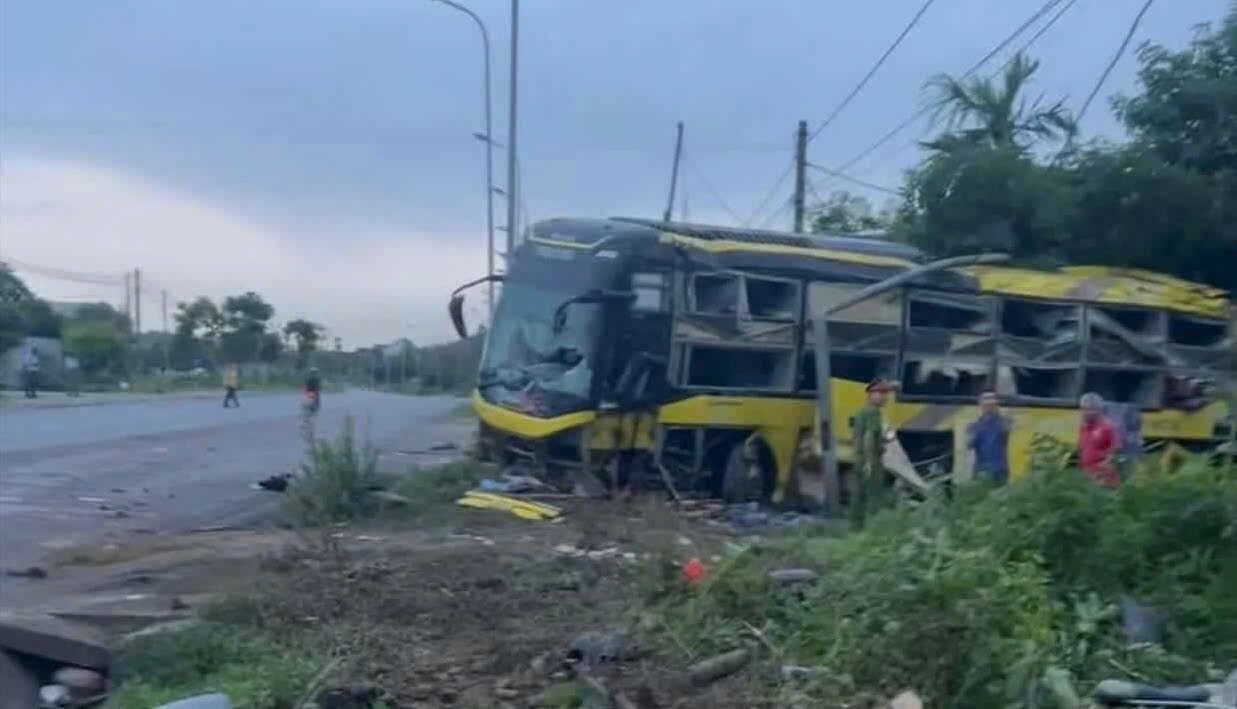 Lat xe khach Ha Tinh anh 6