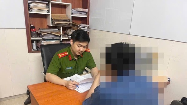 Nam sinh 18 tuoi dinh bay 'bat coc online' hinh anh