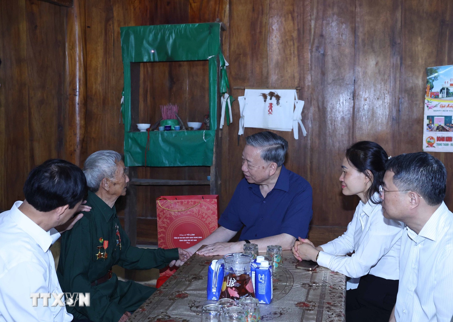 Tong bi thu To Lam anh 4