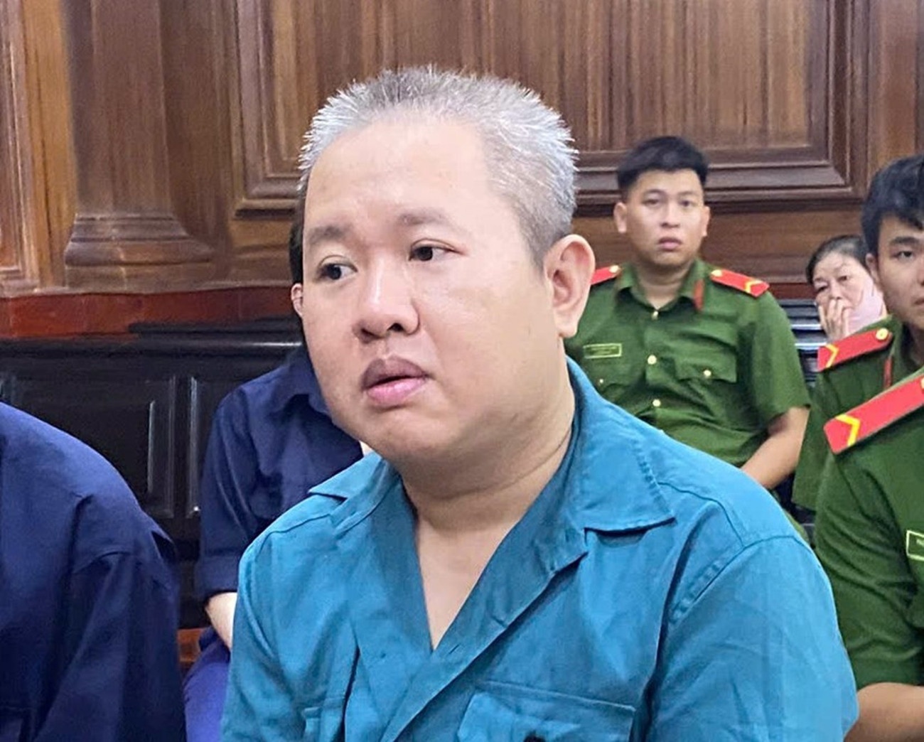 Phan Hoang Phuong,  Le Thanh Vinh,  Duong Le Van Quoi,  Nguyen Thi Thao,  Ma mi,  Karaoke Ruby 2,  Karaoke Ruby 3 anh 1