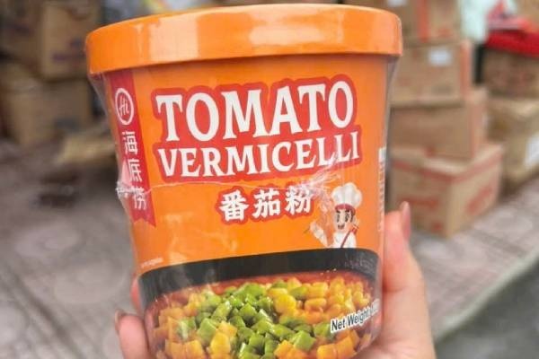 Ha Noi lien tiep phat hien, xu ly nhieu hang hoa co dau hieu nhap lau hinh anh