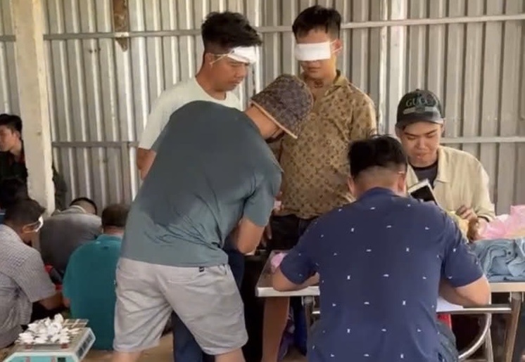Cong an Binh Hiep,  Cong an Tay Ninh,  Tran Anh Minh,  Truong ga,  Con bac anh 2