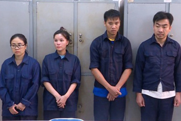 Nhan hoi lo, 5 cuu can bo hai quan hau toa hinh anh