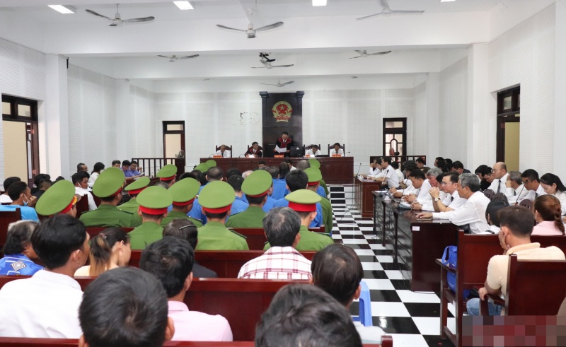 Chiem Dieu Dai,  Trinh Tuan Kiet,  Lai Hoa,  Vinh Chau,  Sang ten anh 1