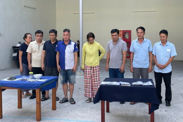 Dot kich bat qua tang soi bac quy mo lon nup bong gara oto o Da Nang hinh anh