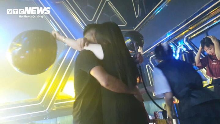A&amp;E Club,  Lin Lounge 79,  Jet Lounge,  Mong cai,  Quang Ninh,  Quan bar,  Chu Lin Lounge 79,  Jet Lounge anh 2