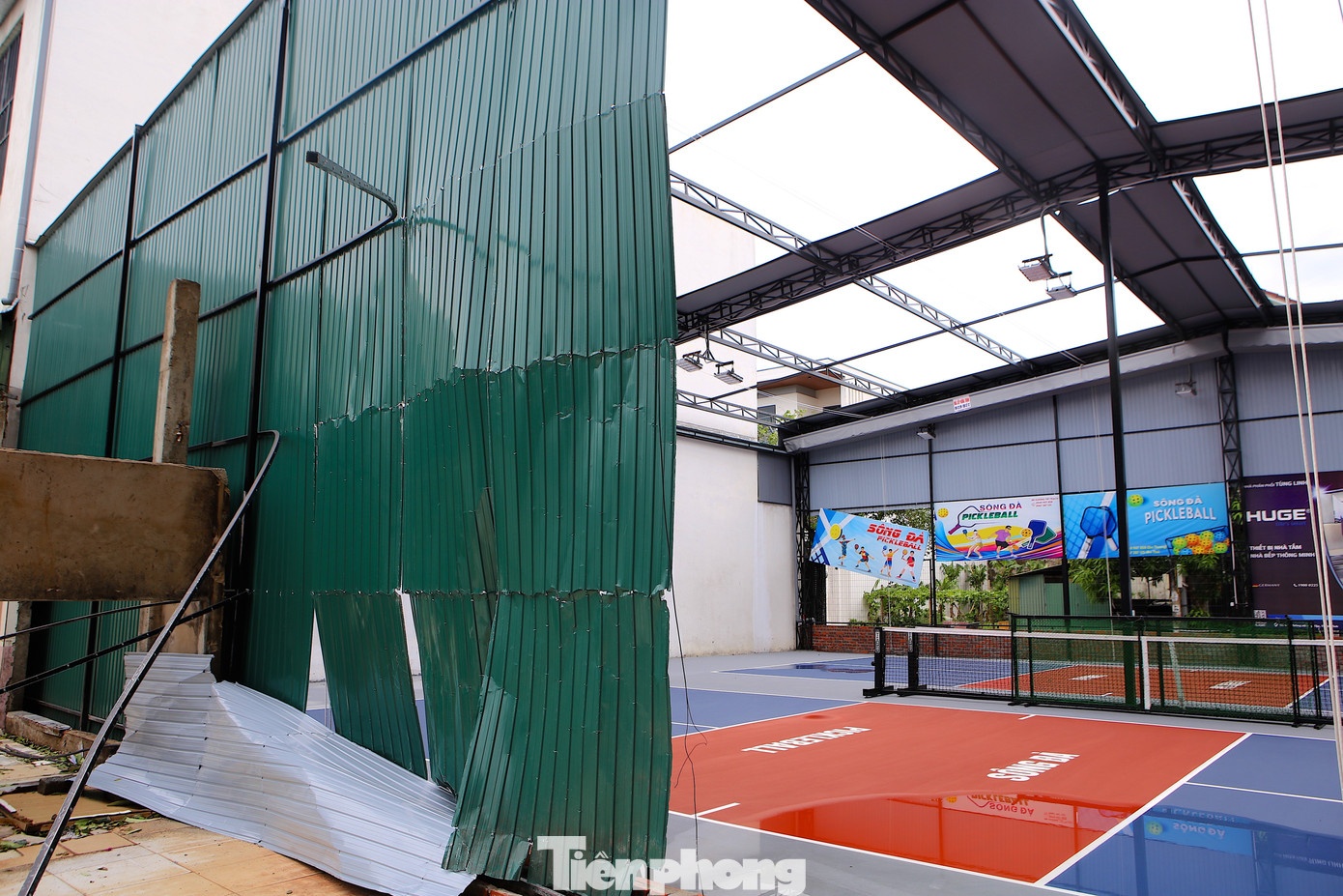Bão Kajiki hỏng sân pickleball ảnh 10 Bao Kajiki hong san pickleball anh 10